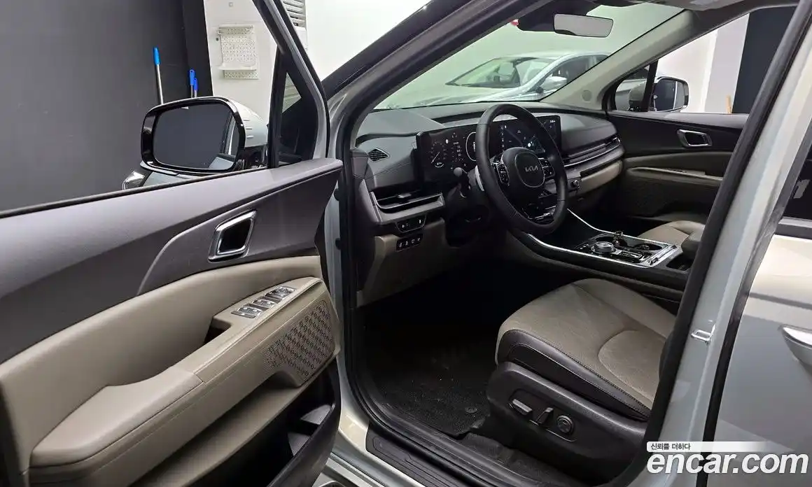 Kia Canival 2024 2.2 Автомат в Москве № 114421, фото 10