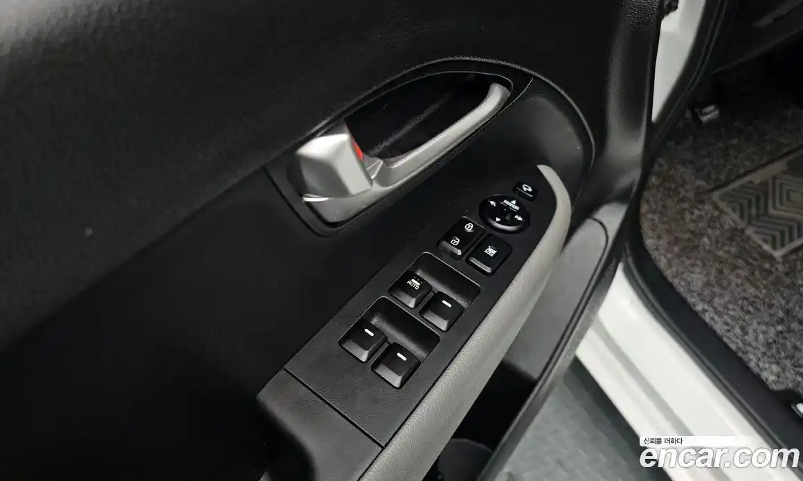 Kia Ray 2022 1.0 Автомат в Москве № 114864, фото 18