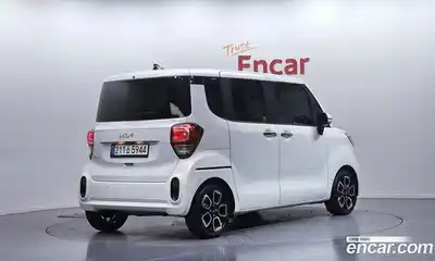 Kia Ray 2022 1.0 Автомат в Москве № 114864, миниатюра 2