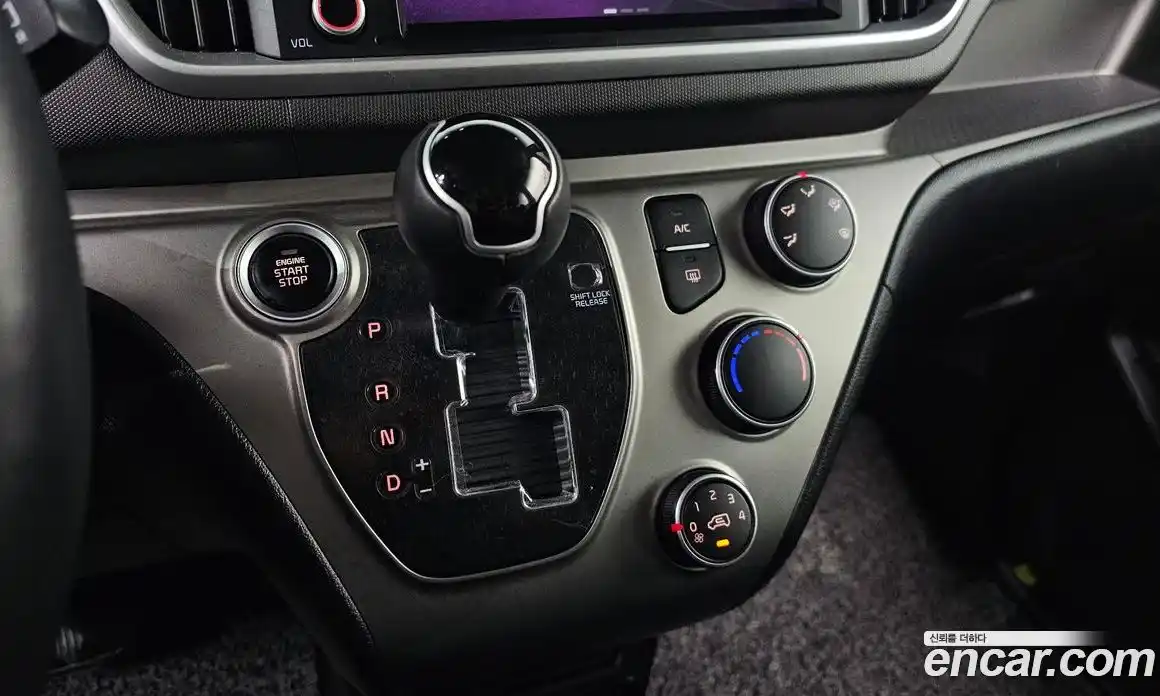 Kia Ray 2022 1.0 Автомат в Москве № 114864, фото 9