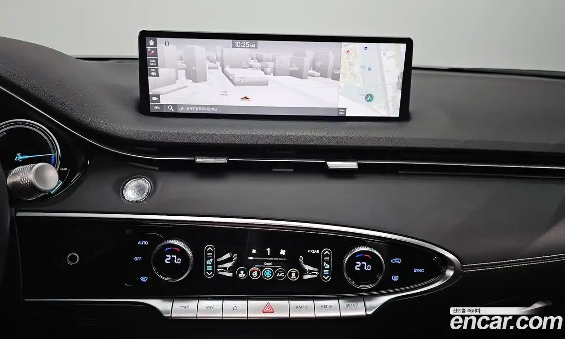 Genesis GV70 2022 0.1 Автомат в Москве № 117243, фото 1