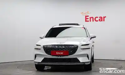 Genesis GV70 2022 0.1 Автомат в Москве № 117243, миниатюра 2