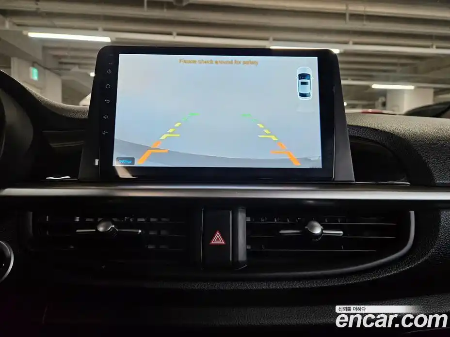 Kia Morning 2018 1.0 Автомат в Москве № 121922, фото 12