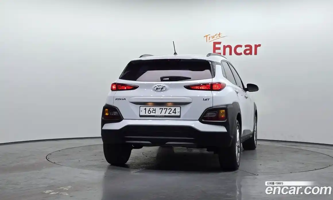 Hyundai Kona 2018 1.6 Автомат в Москве № 122119, фото 17