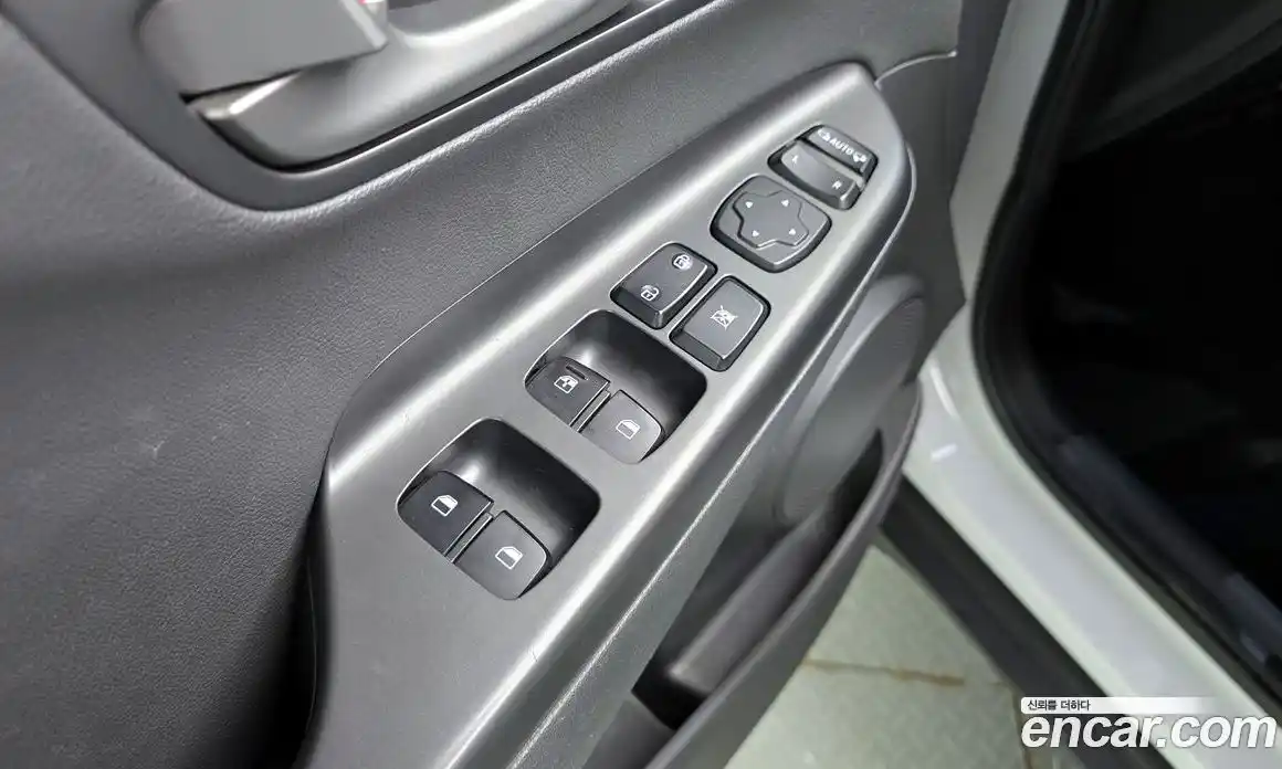 Hyundai Kona 2018 1.6 Автомат в Москве № 122119, фото 10