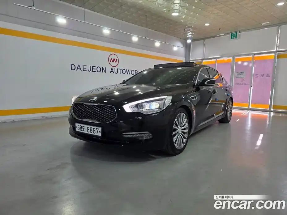 Kia K9 2018 3.3 Автомат в Москве № 122368, фото 1