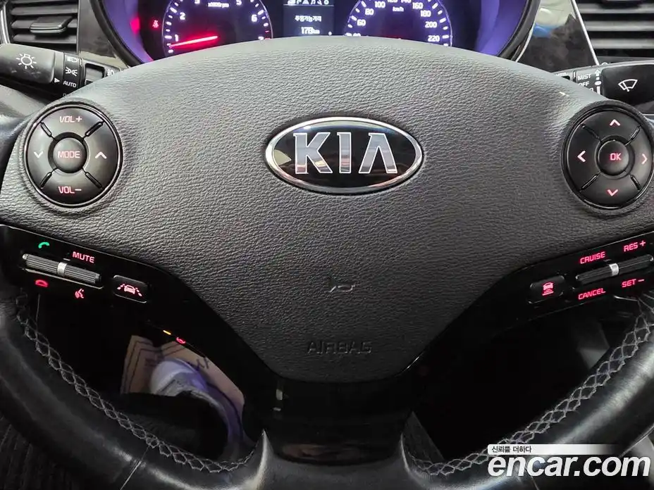 Kia K9 2018 3.3 Автомат в Москве № 122368, фото 15