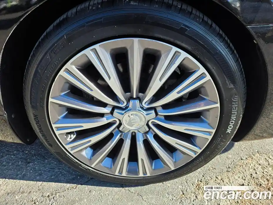 Kia K9 2018 3.3 Автомат в Москве № 122368, фото 20