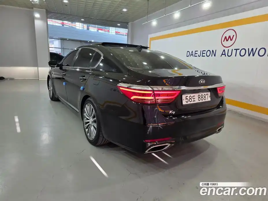 Kia K9 2018 3.3 Автомат в Москве № 122368, фото 3