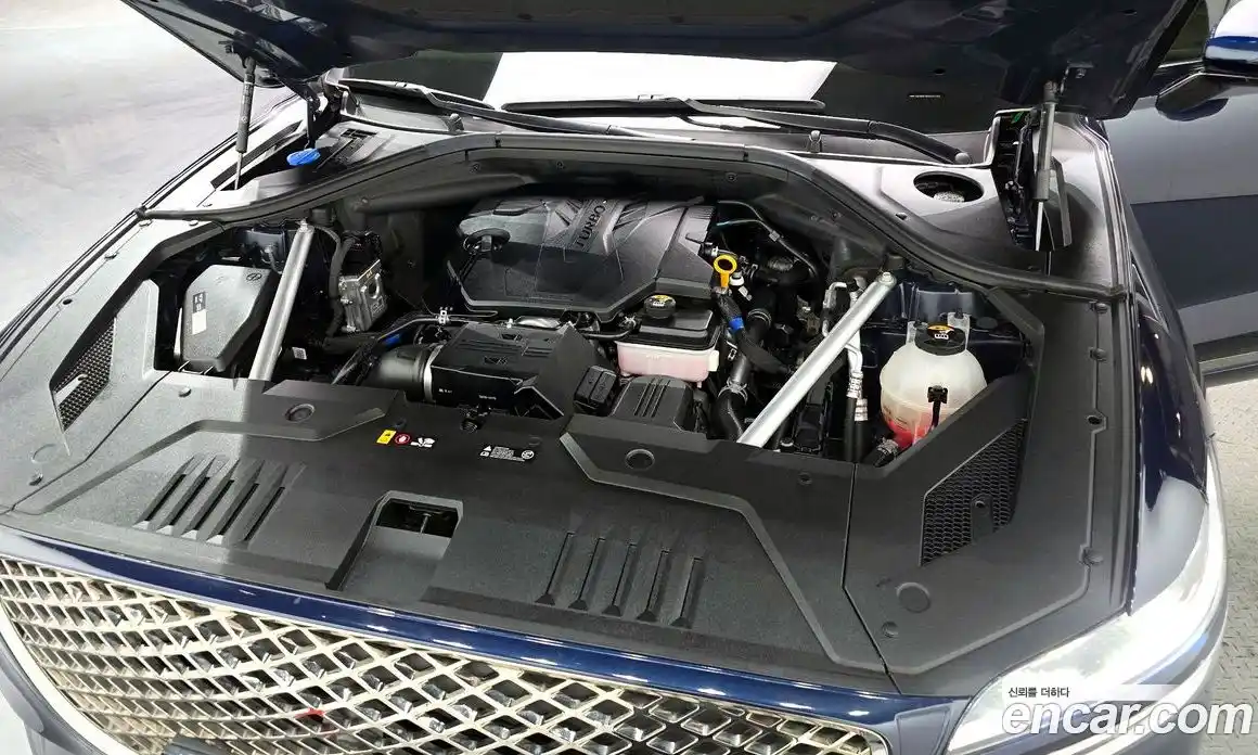 Genesis GV70 2022 2.5 Автомат в Москве № 122596, фото 8