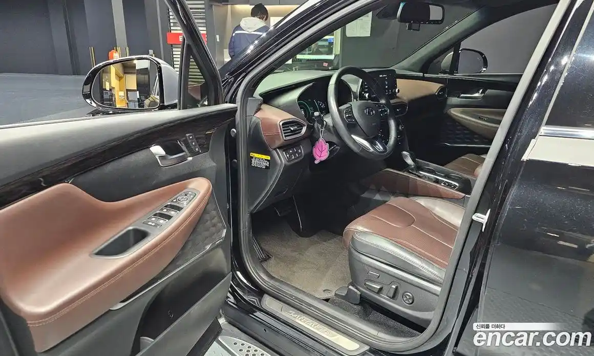 Hyundai Santa Fe 2020 2.0 Автомат в Москве № 124034, фото 3