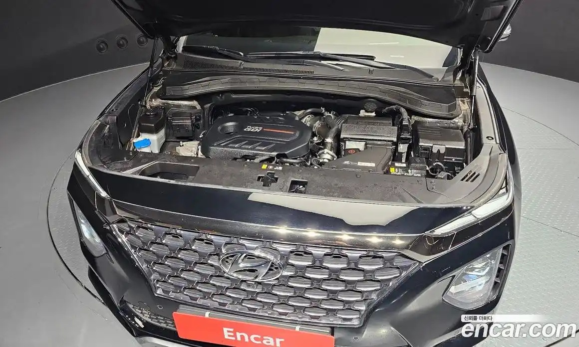 Hyundai Santa Fe 2020 2.0 Автомат в Москве № 124034, фото 6