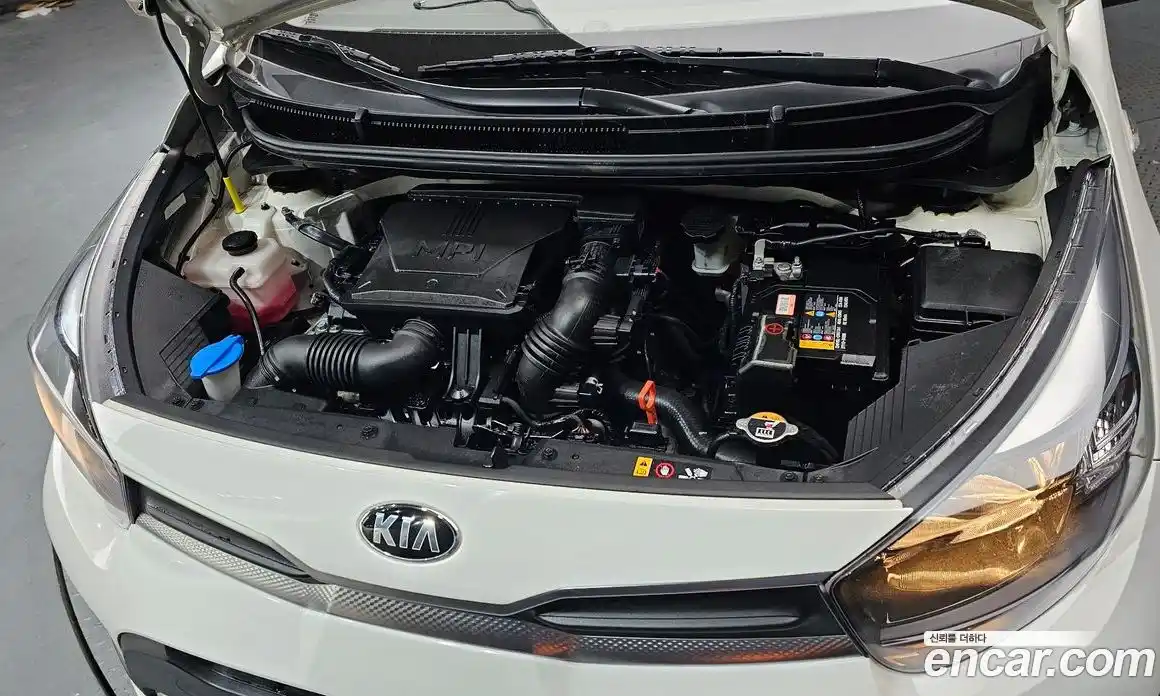 Kia Morning 2021 1.0 Автомат в Москве № 12481, фото 11