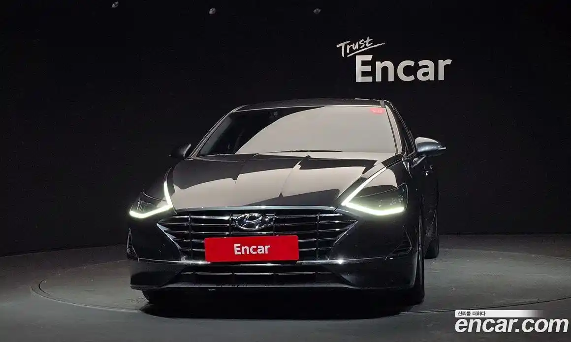 Hyundai Sonata 2020 2.0 Автомат в Москве № 124993, фото 19