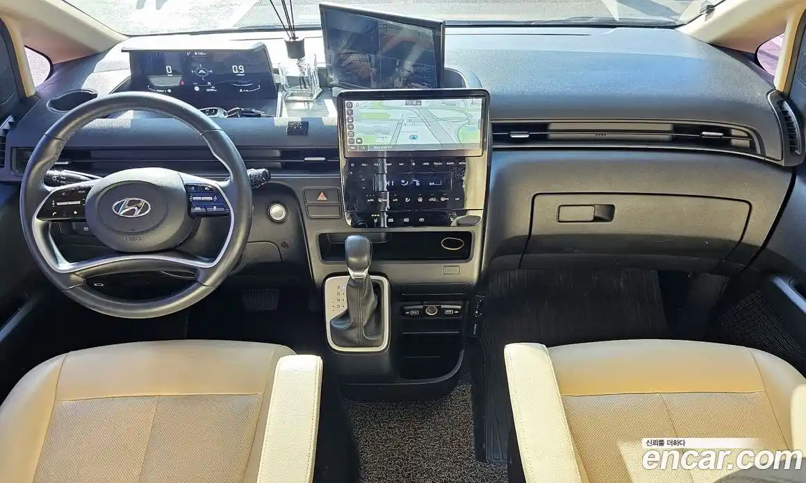 Hyundai Staria 2022 2.2 Автомат в Москве № 125996, фото 13