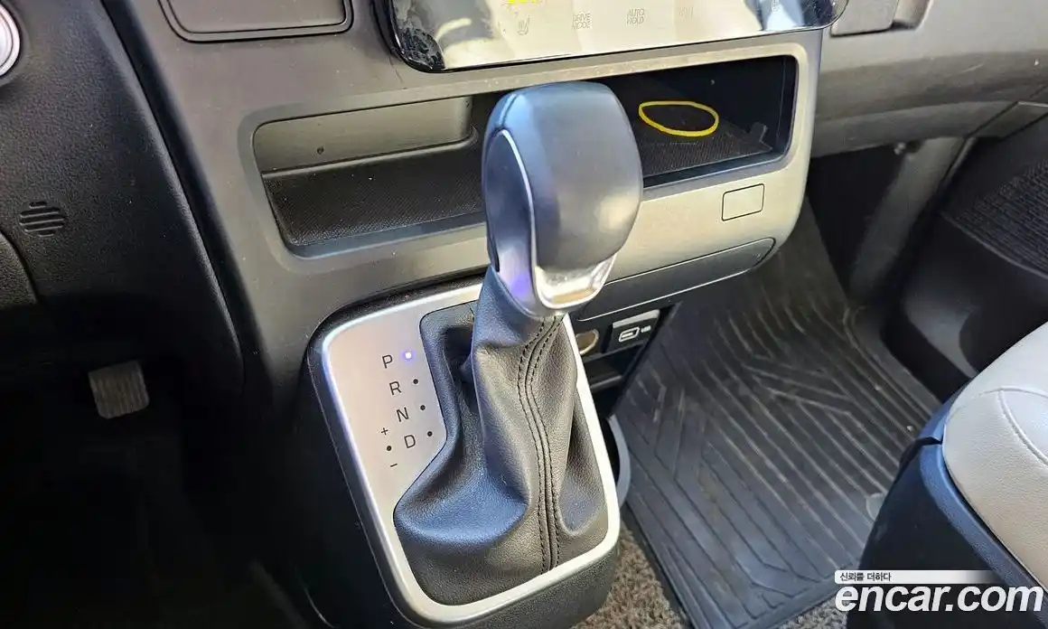 Hyundai Staria 2022 2.2 Автомат в Москве № 125996, фото 17