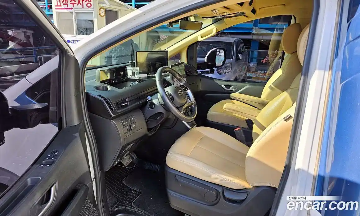 Hyundai Staria 2022 2.2 Автомат в Москве № 125996, фото 8