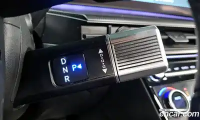 Hyundai Santa Fe 2024 1.6 Автомат в Москве № 126819, миниатюра 11