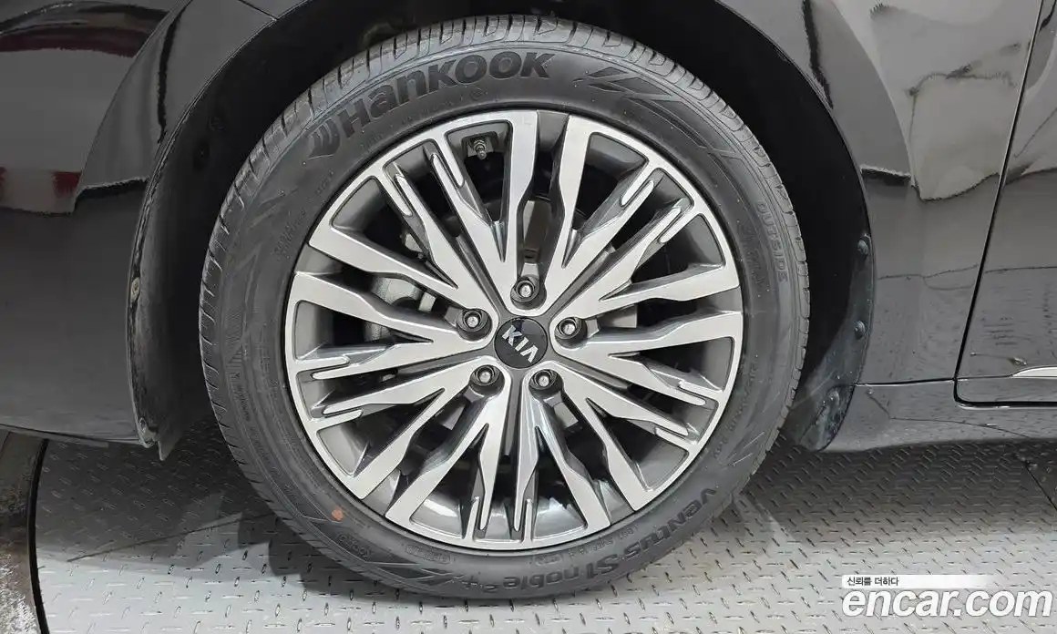 Kia K7 2020 2.4 Автомат в Москве № 128522, фото 13