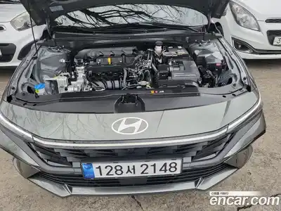 Hyundai Avante 2026 1.6 Автомат в Москве № 129456, миниатюра 3