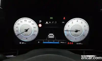 Hyundai Avante 2024 1.6 Автомат в Москве № 130941, миниатюра 8