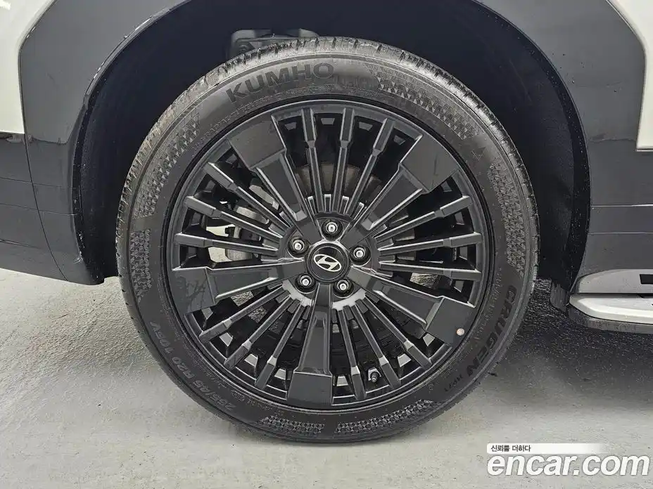 Hyundai Santa Fe 2024 1.6 Автомат в Москве № 131016, фото 5