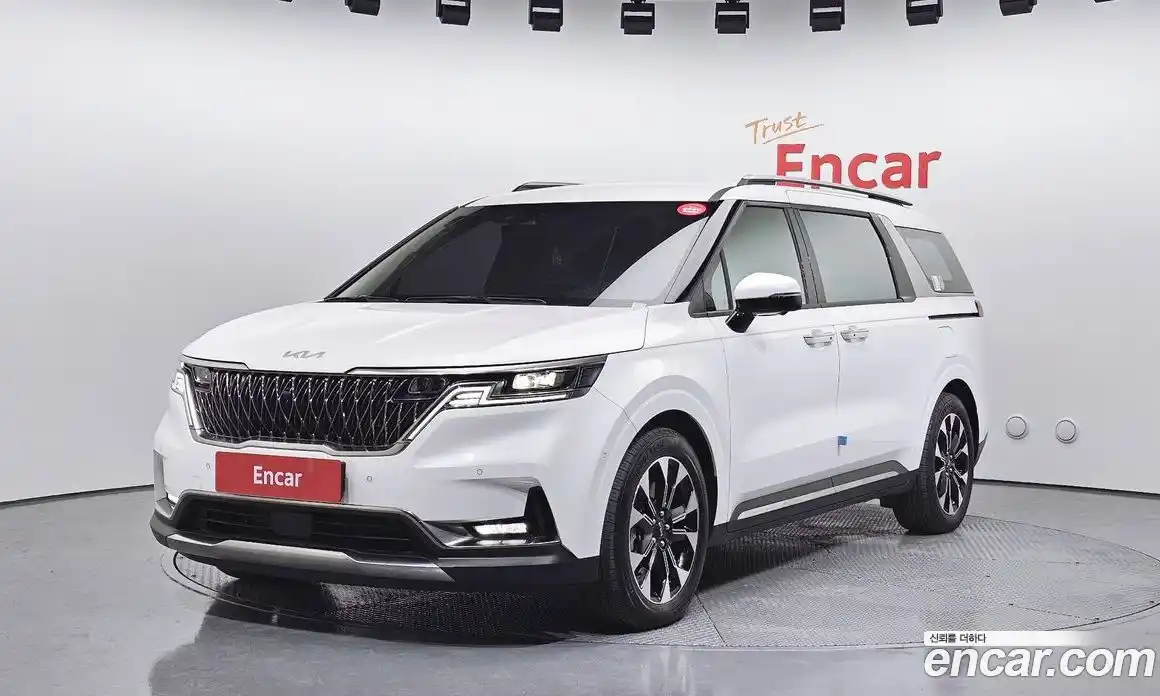 Kia Canival 2023 2.2 Автомат в Москве № 131412, фото 12