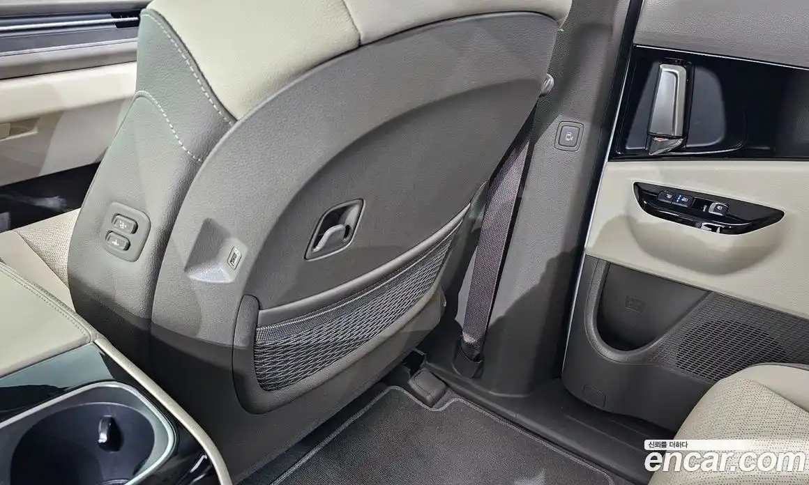 Kia Canival 2023 2.2 Автомат в Москве № 131412, фото 15