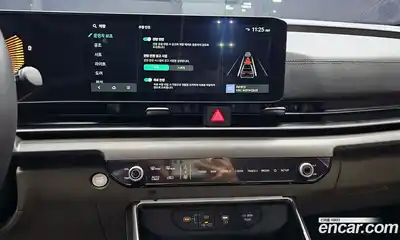 Kia Canival 2025 3.5 Автомат в Москве № 131665, миниатюра 3