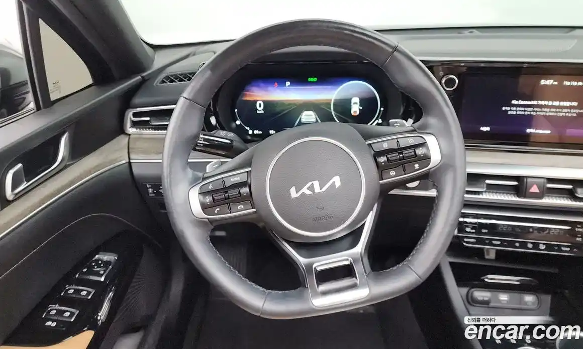 Kia K5 2022 1.6 Автомат в Москве № 132026, фото 7