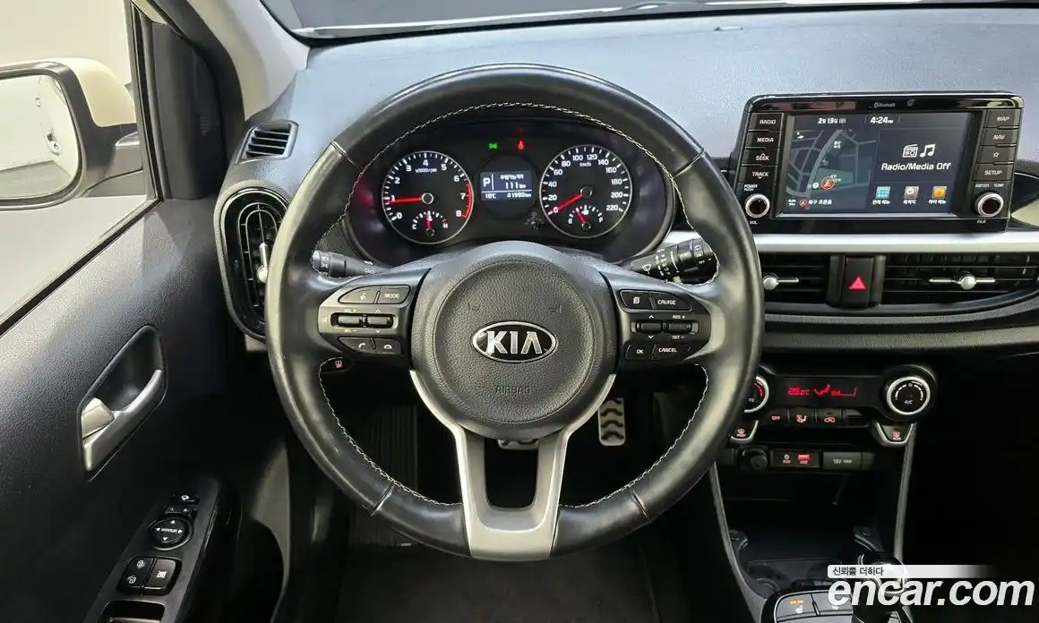 Kia Morning 2018 1.0 Автомат в Москве № 134152, фото 13