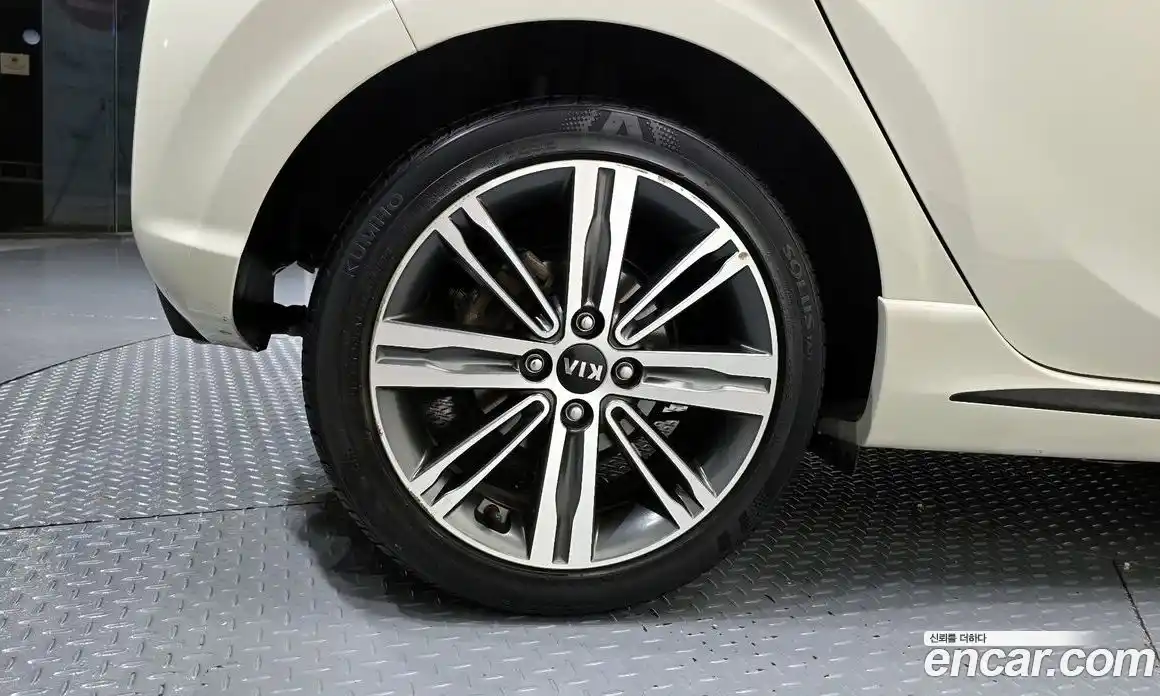 Kia Morning 2018 1.0 Автомат в Москве № 134152, фото 19