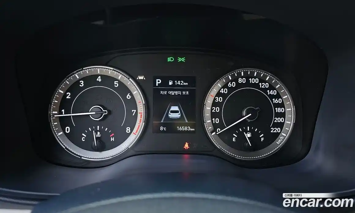 Hyundai Venue 2020 1.6 Автомат в Москве № 134445, фото 13