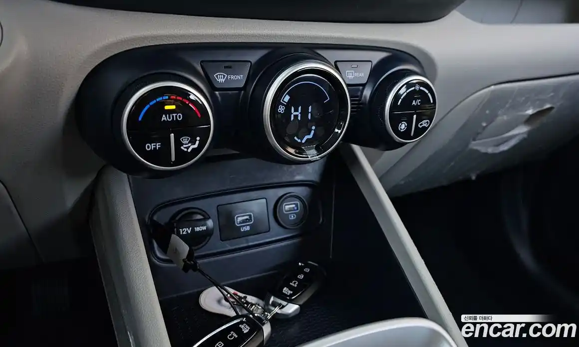 Hyundai Venue 2020 1.6 Автомат в Москве № 134445, фото 17