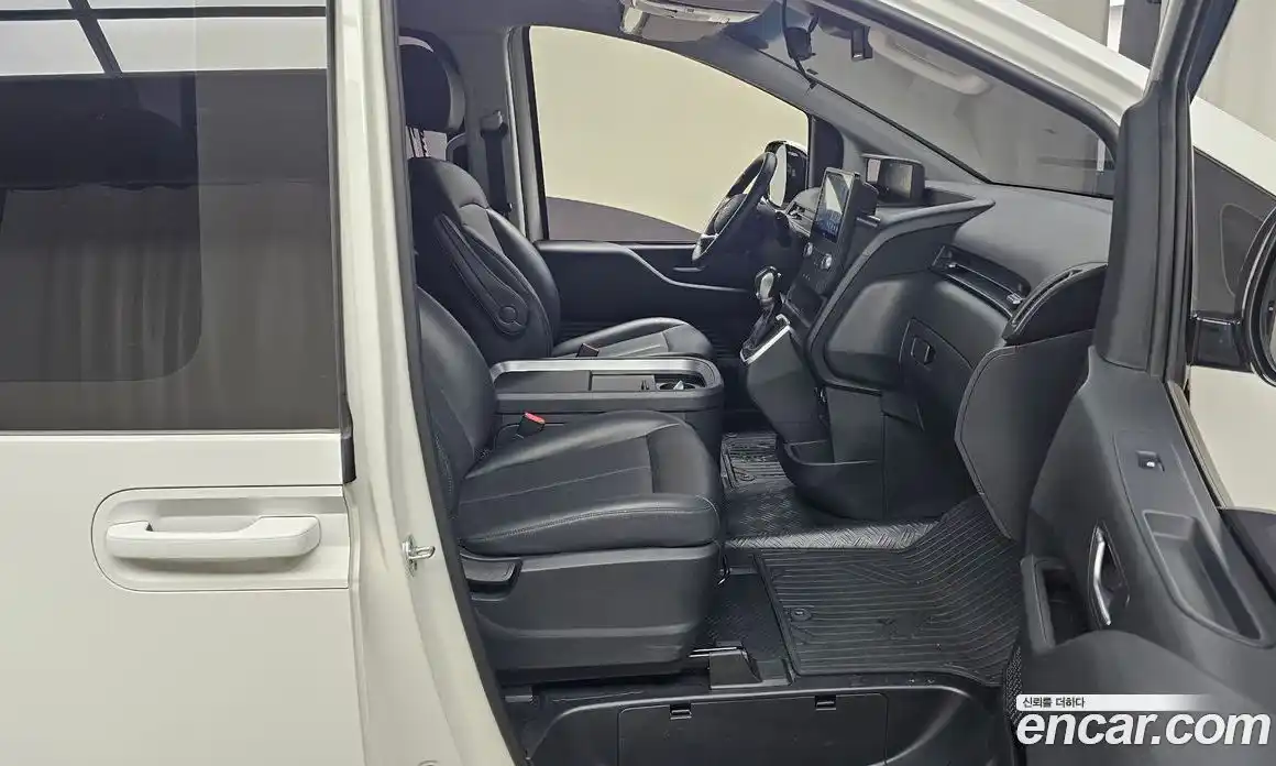 Hyundai Staria 2022 2.2 Автомат в Москве № 134509, фото 7