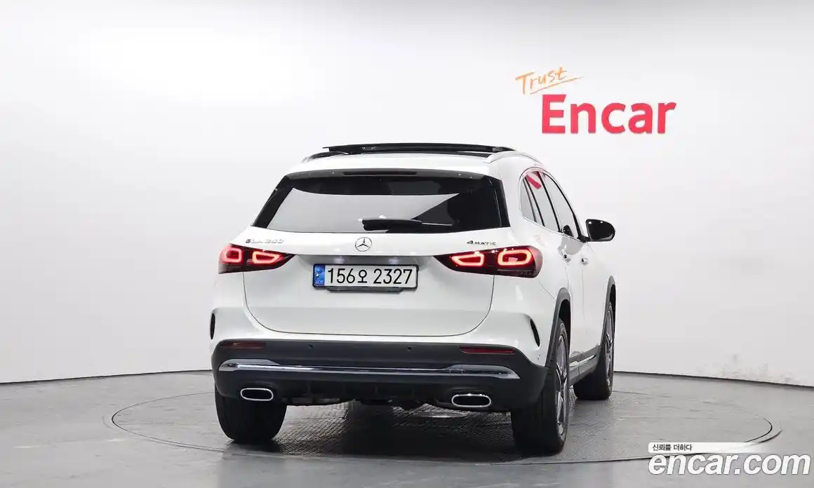 Mercedes-Benz GLA-Class 2023 2.0 Автомат в Москве № 139208, фото 4