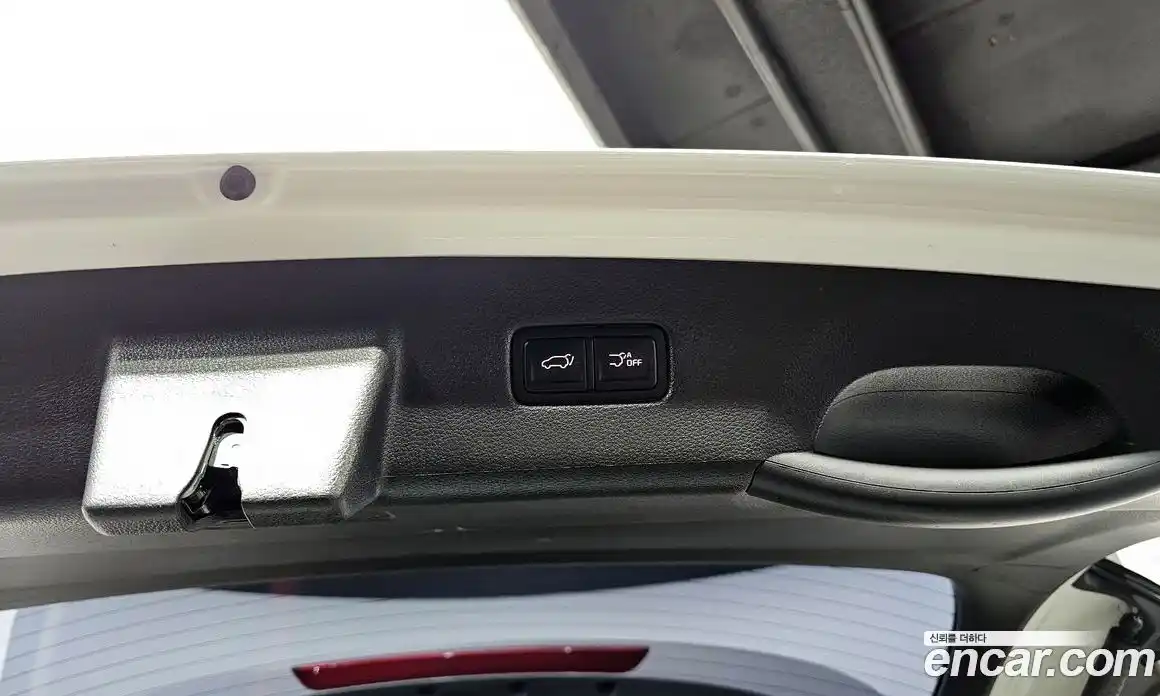 Kia Canival 2023 3.5 Автомат в Москве № 13930, фото 10