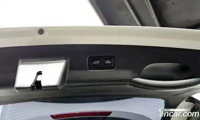 Kia Canival 2023 3.5 Автомат в Москве № 13930, миниатюра 10