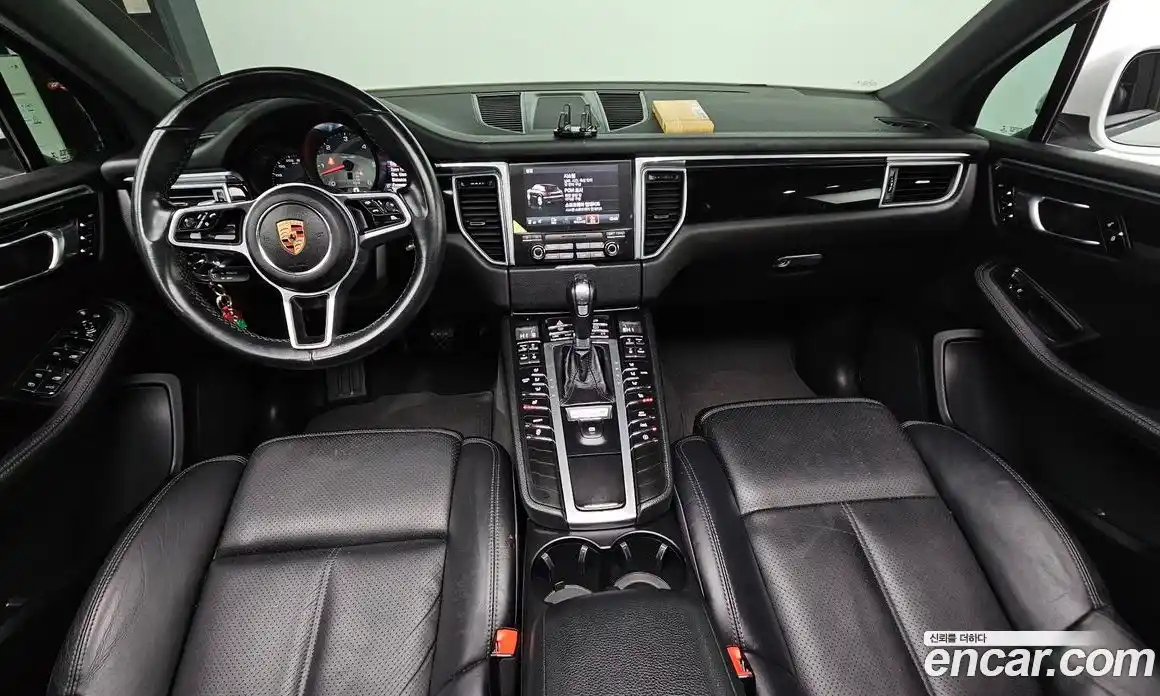 Porsche Macan 2017 3.0 Автомат в Москве № 146417, фото 9