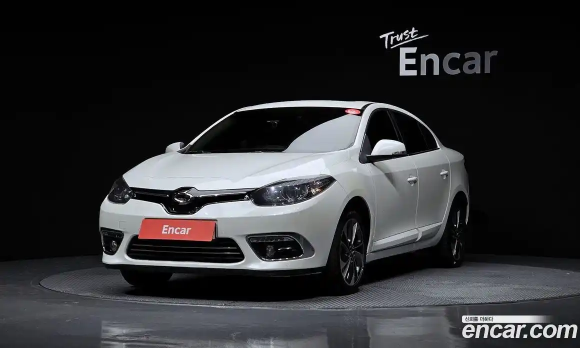 Renault SM3 2015 1.6 Автомат в Москве № 149520, фото 1