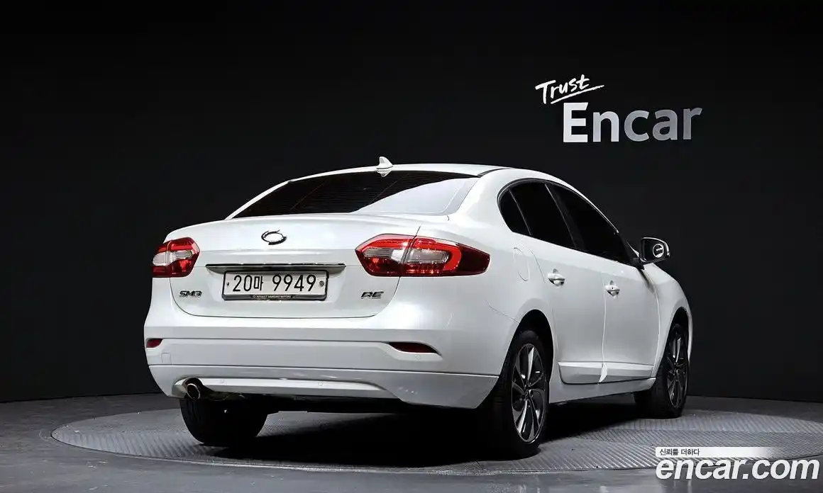 Renault SM3 2015 1.6 Автомат в Москве № 149520, фото 12