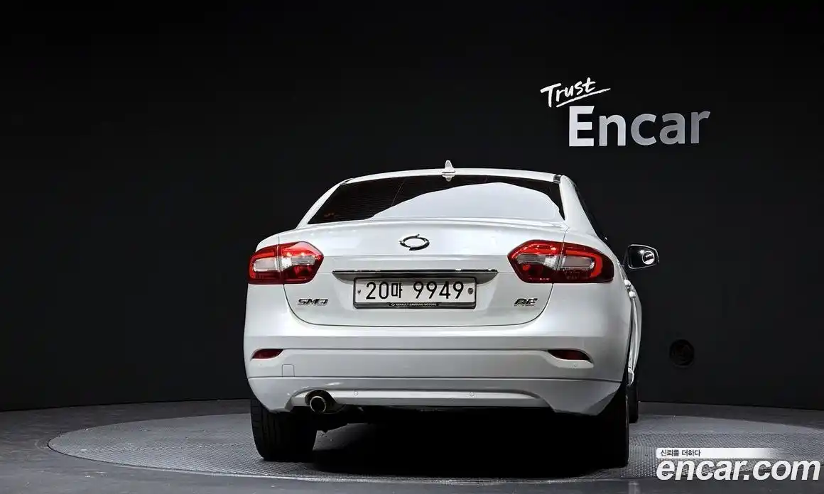 Renault SM3 2015 1.6 Автомат в Москве № 149520, фото 18