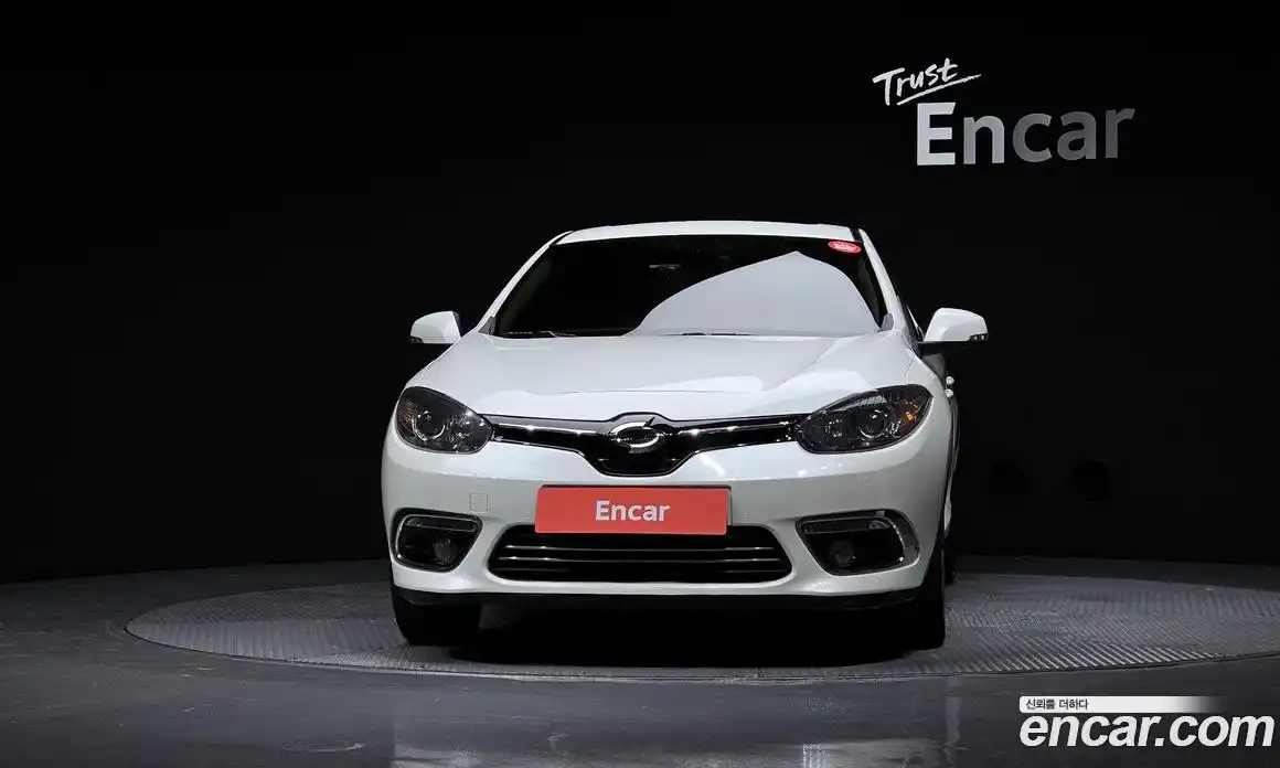 Renault SM3 2015 1.6 Автомат в Москве № 149520, фото 19