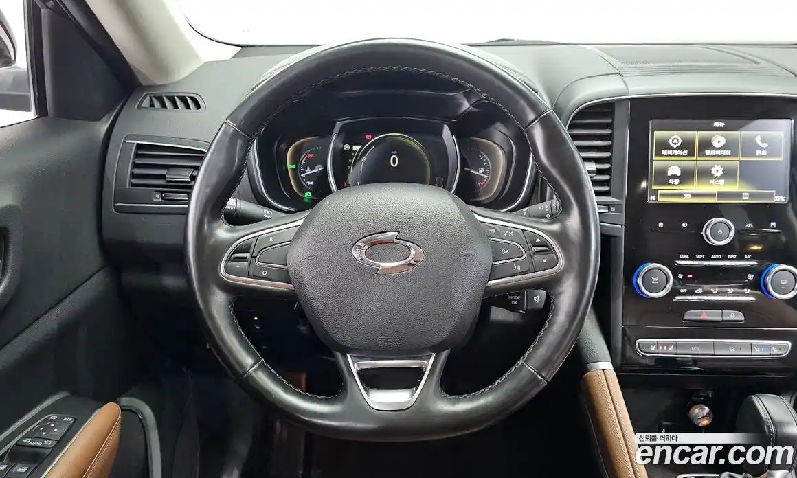 Renault QM6 2022 2.0 Автомат в Москве № 150018, фото 13