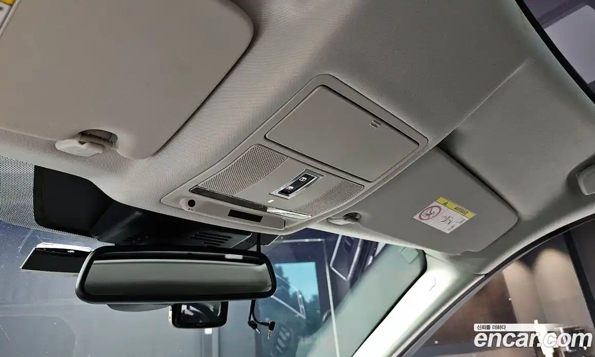 Land Rover Discovery Sport 2016 2.0 Автомат в Москве № 154208, фото 17