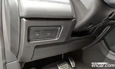 Land Rover Discovery Sport 2016 2.0 Автомат в Москве № 154208, миниатюра 2