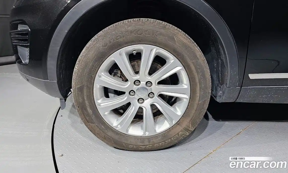 Land Rover Discovery Sport 2016 2.0 Автомат в Москве № 154208, фото 4