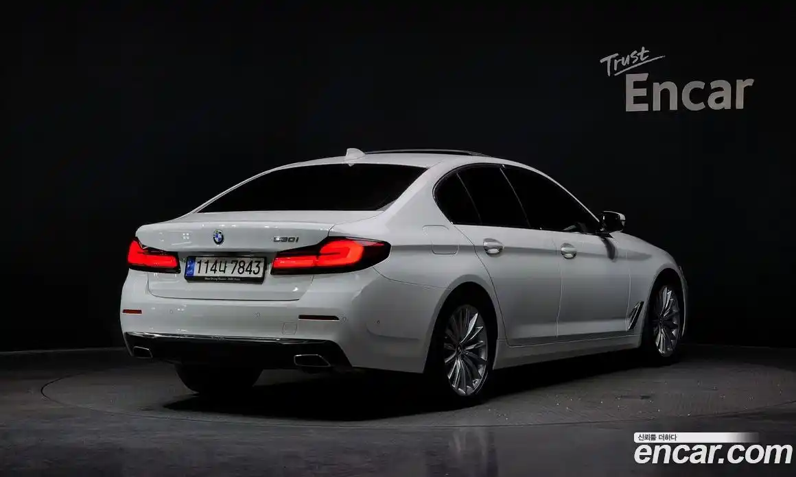 BMW 5-Series 2023 2.0 Автомат в Москве № 155499, фото 19