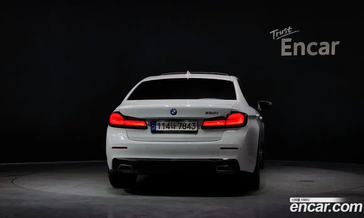 BMW 5-Series 2023 2.0 Автомат в Москве № 155499, фото 4