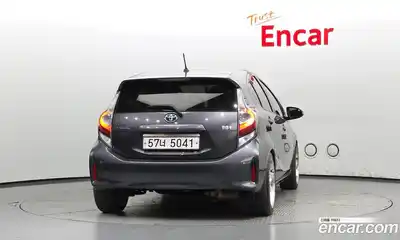 Toyota Prius 2018 1.5 Автомат в Москве № 155650, миниатюра 4